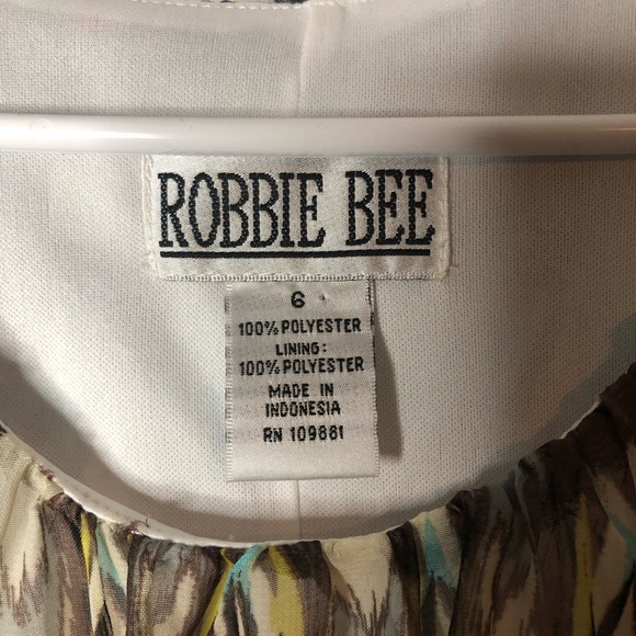 Ladies dress - Picture 4 of 6